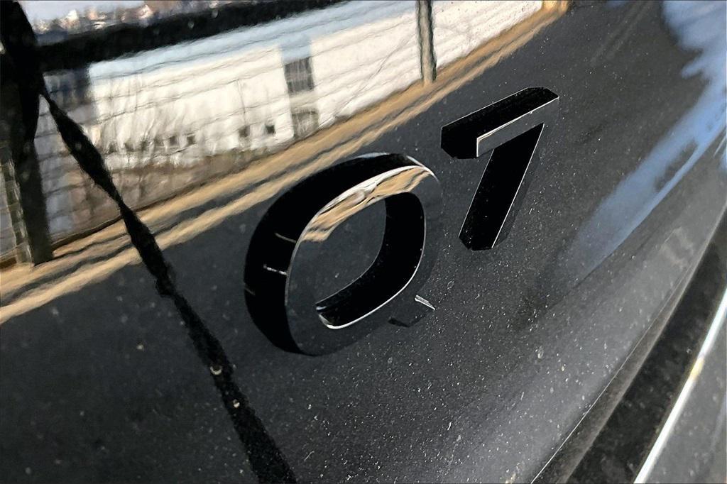 new 2026 Audi Q7 car, priced at $68,160