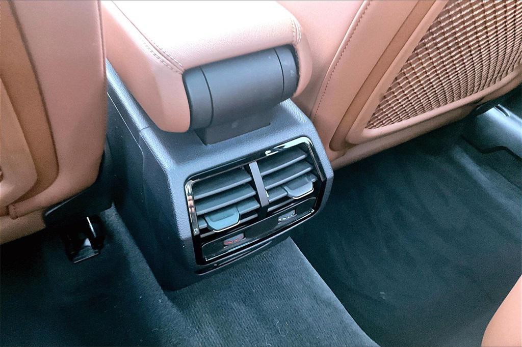 used 2025 Audi Q3 car