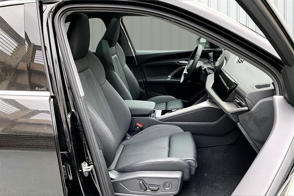 new 2025 Audi Q5 car, priced at $62,080