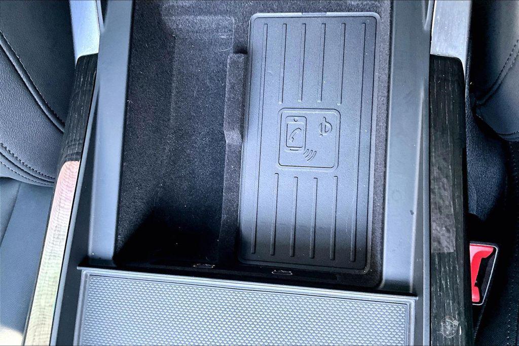 used 2023 Audi Q7 car, priced at $46,988