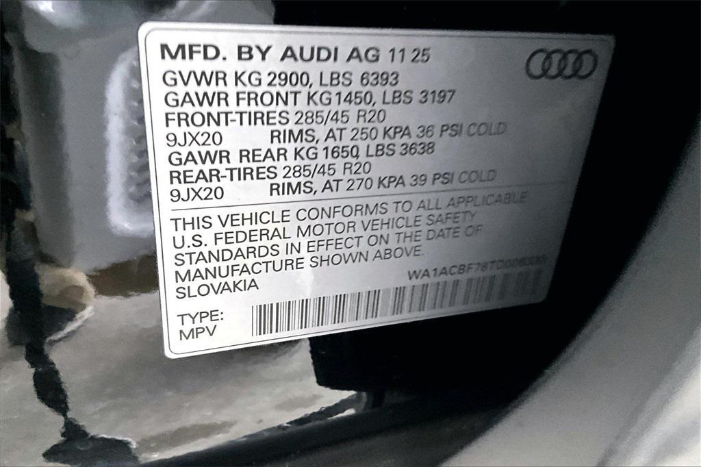 new 2026 Audi Q7 car, priced at $68,445