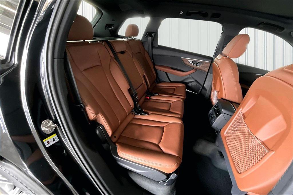 new 2026 Audi Q7 car, priced at $68,445