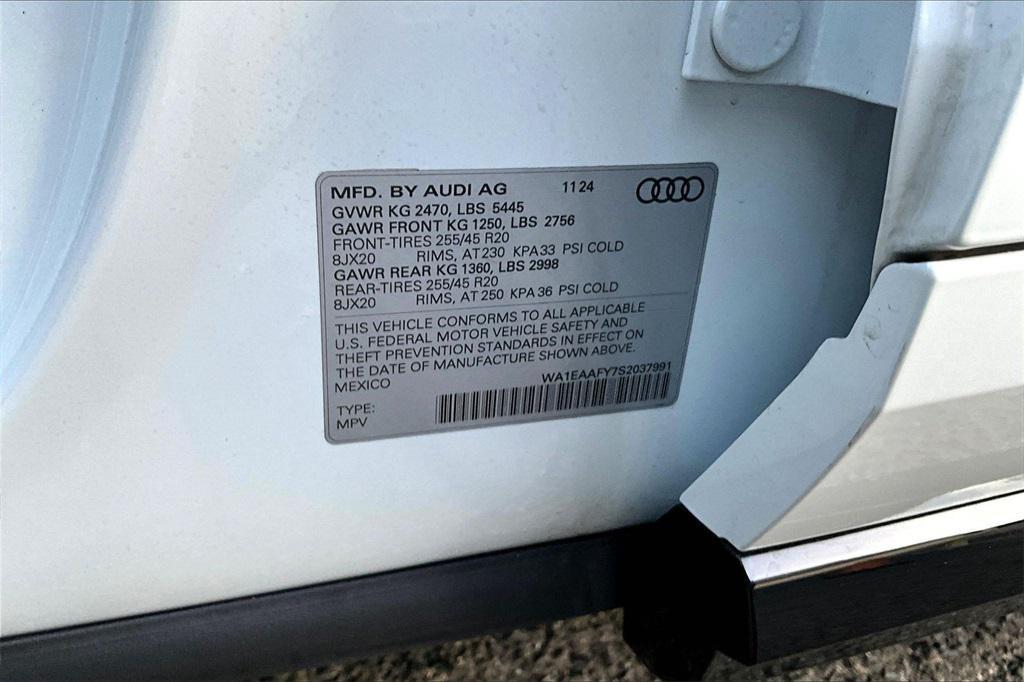 used 2025 Audi Q5 car, priced at $45,388