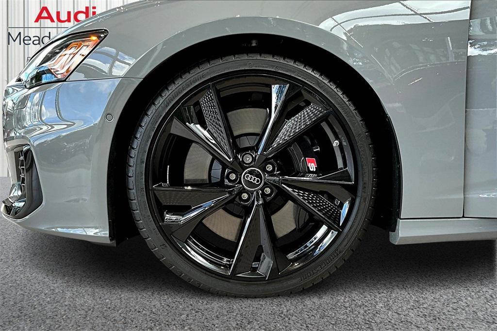 new 2025 Audi S6 car, priced at $95,960