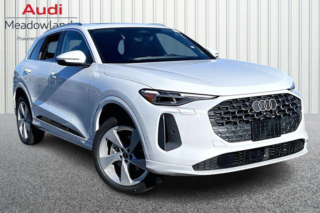 new 2025 Audi Q5 car, priced at $60,630