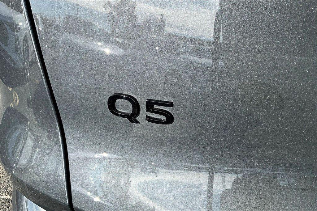 new 2025 Audi Q5 car, priced at $59,980