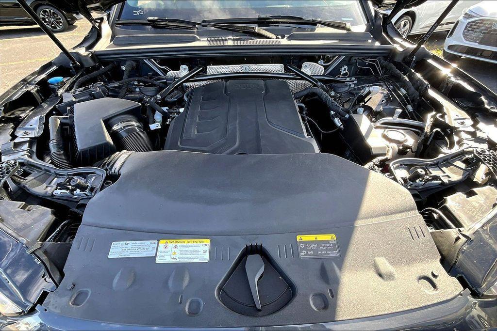 new 2025 Audi Q5 car, priced at $59,980