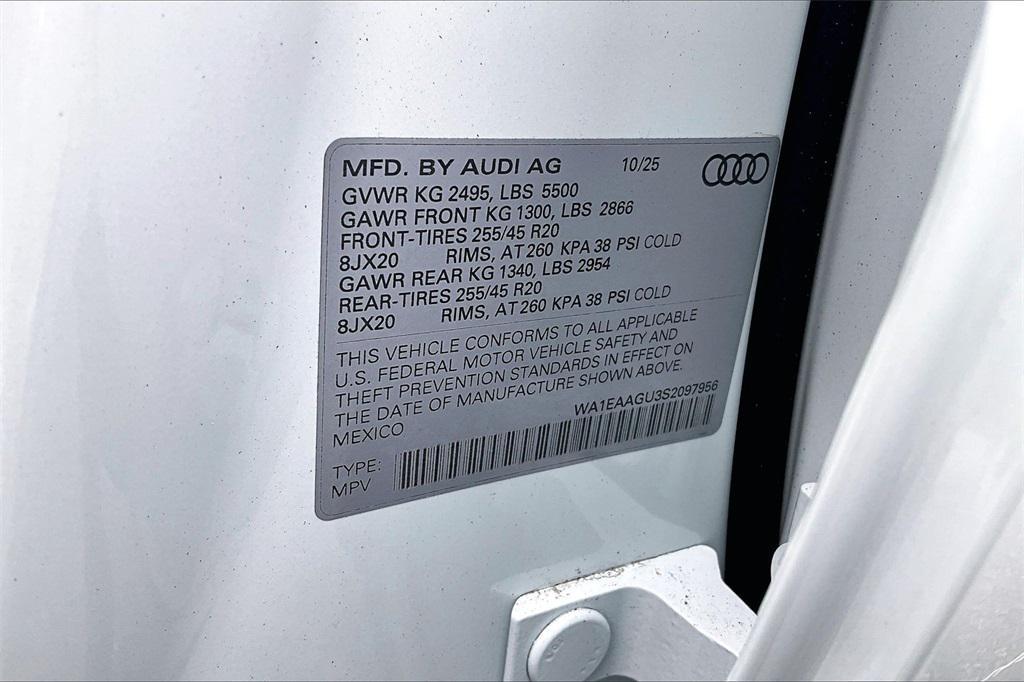 new 2025 Audi Q5 car, priced at $62,730