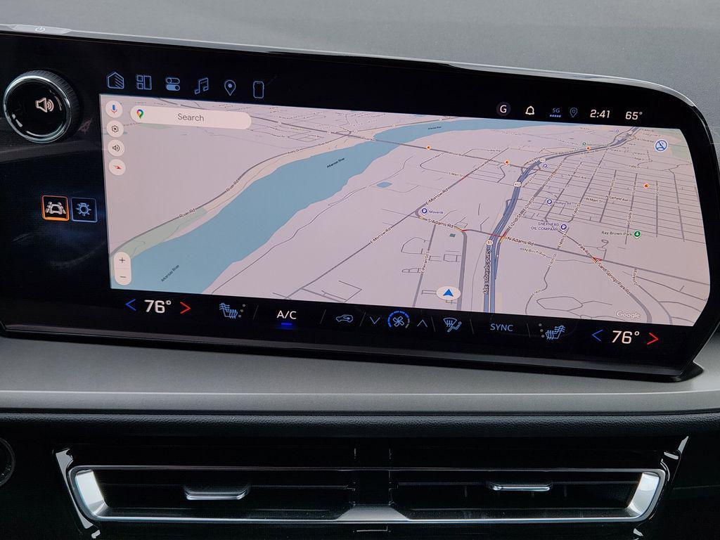 new 2026 Chevrolet Traverse car, priced at $43,980