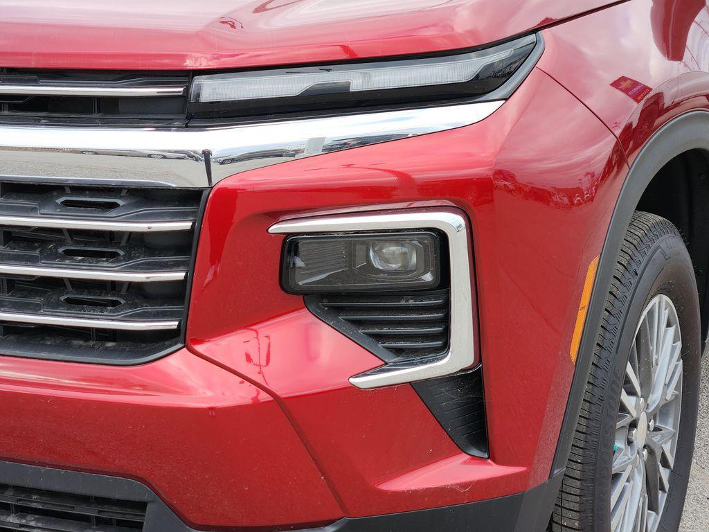 new 2026 Chevrolet Traverse car, priced at $43,980