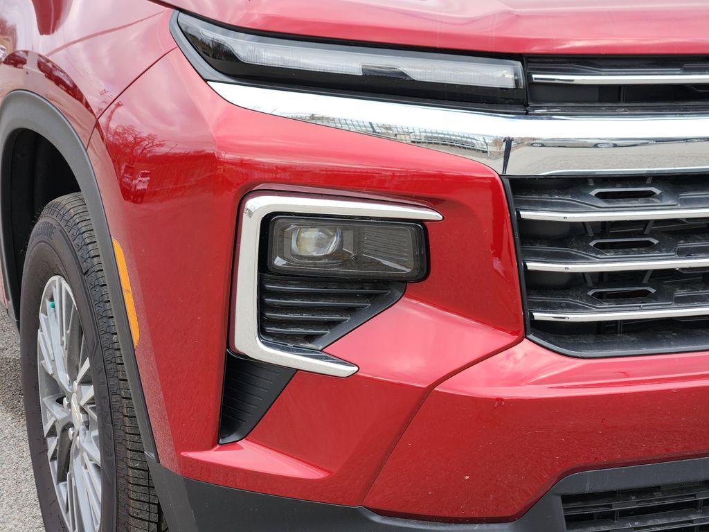 new 2026 Chevrolet Traverse car, priced at $43,980