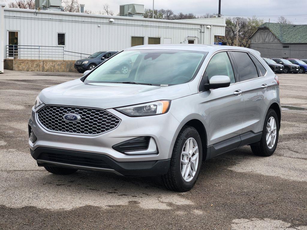 used 2024 Ford Edge car, priced at $26,980