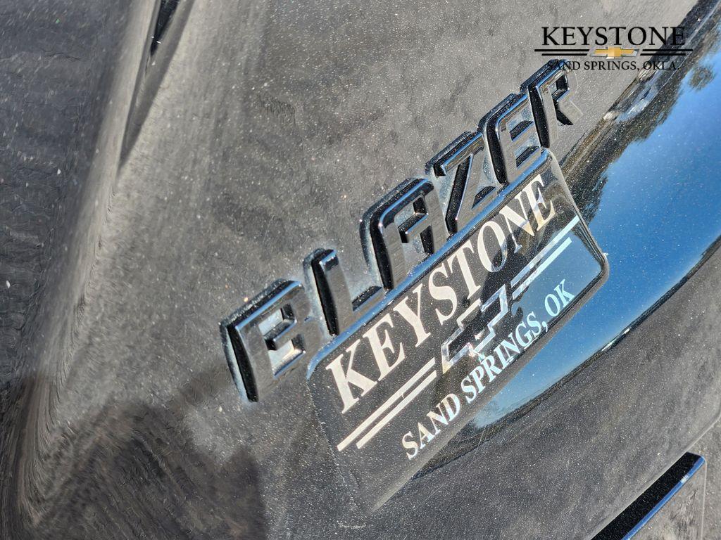 used 2025 Chevrolet Blazer car, priced at $35,301