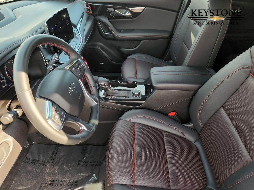 used 2025 Chevrolet Blazer car, priced at $35,301