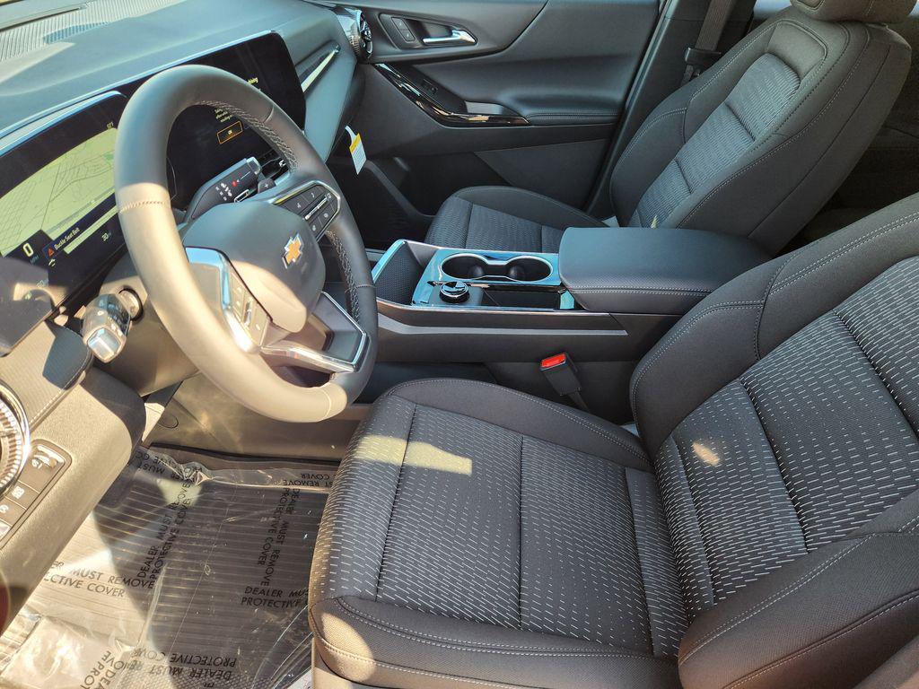 new 2026 Chevrolet Equinox car, priced at $30,914