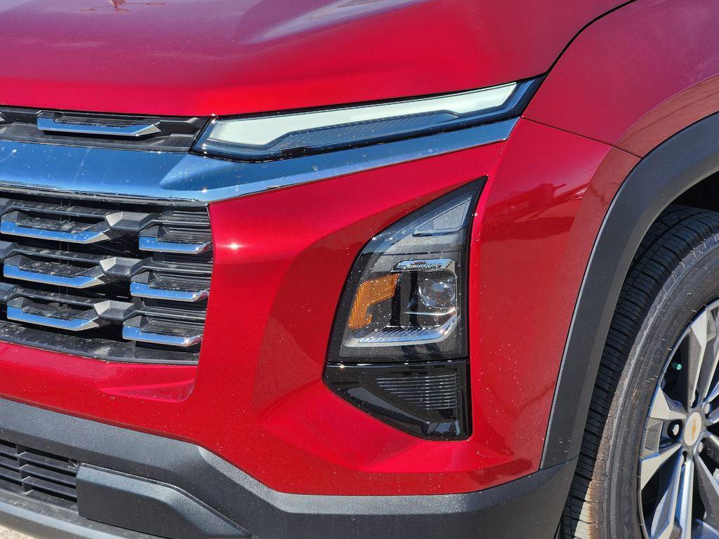 new 2026 Chevrolet Equinox car, priced at $30,914