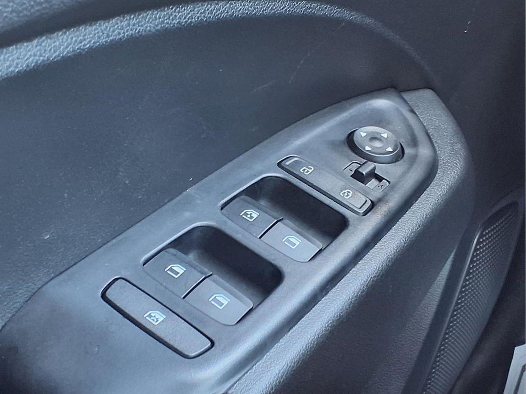 used 2025 Hyundai Venue car, priced at $23,395
