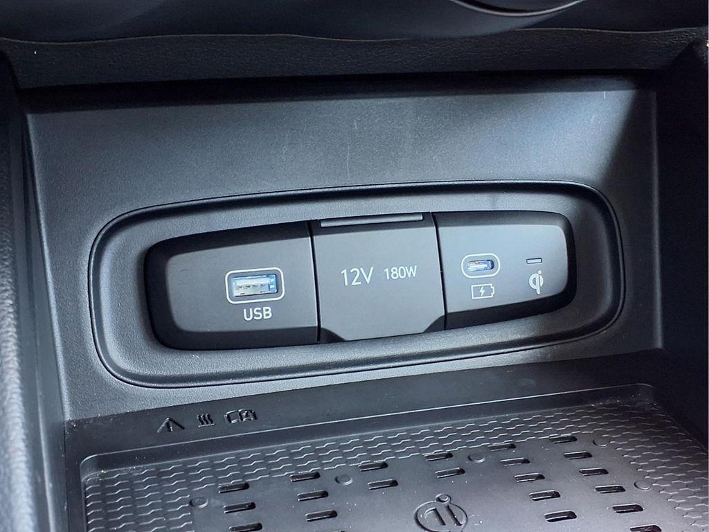 used 2025 Hyundai Venue car, priced at $23,395