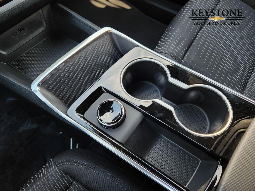 new 2026 Chevrolet Equinox car, priced at $29,995