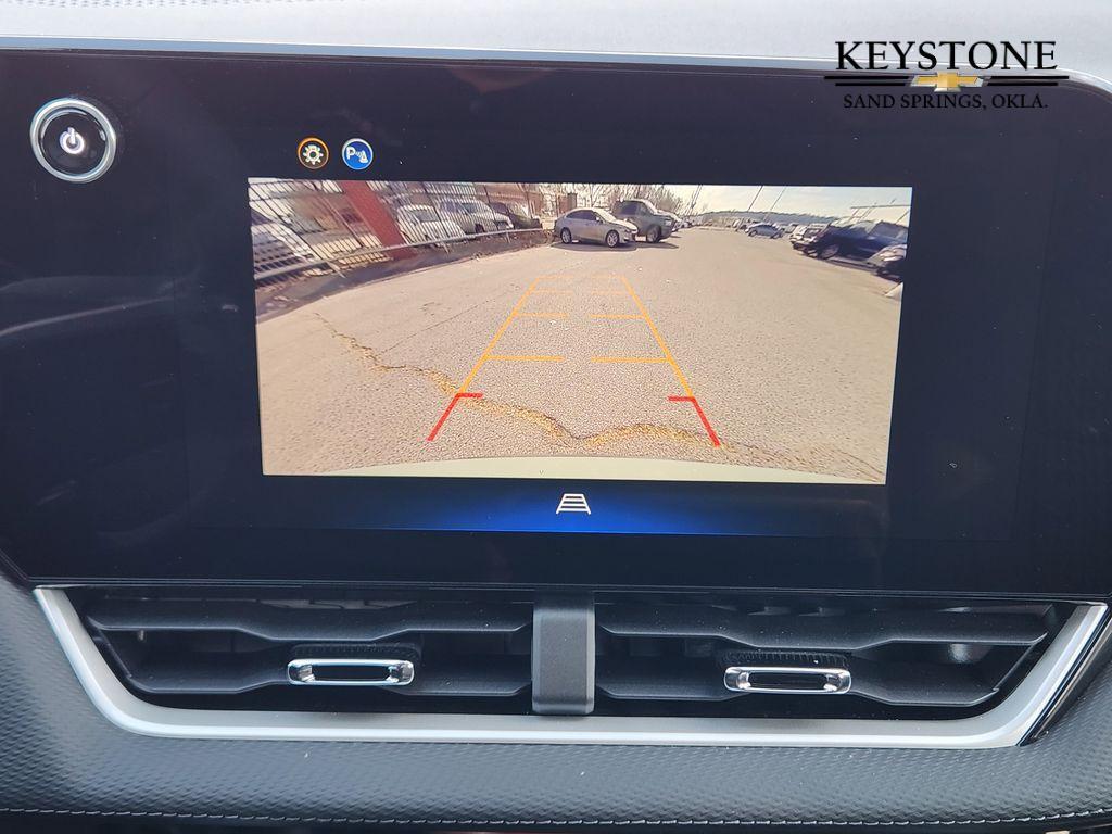 new 2026 Chevrolet Equinox car, priced at $29,995