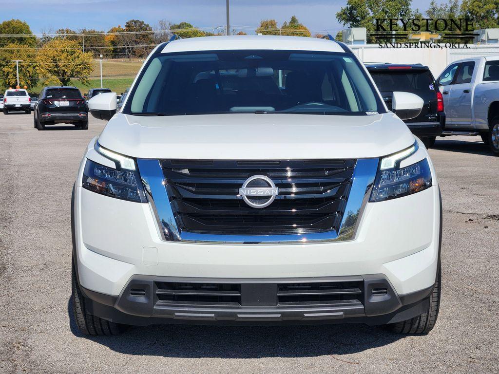 used 2025 Nissan Pathfinder car, priced at $35,500