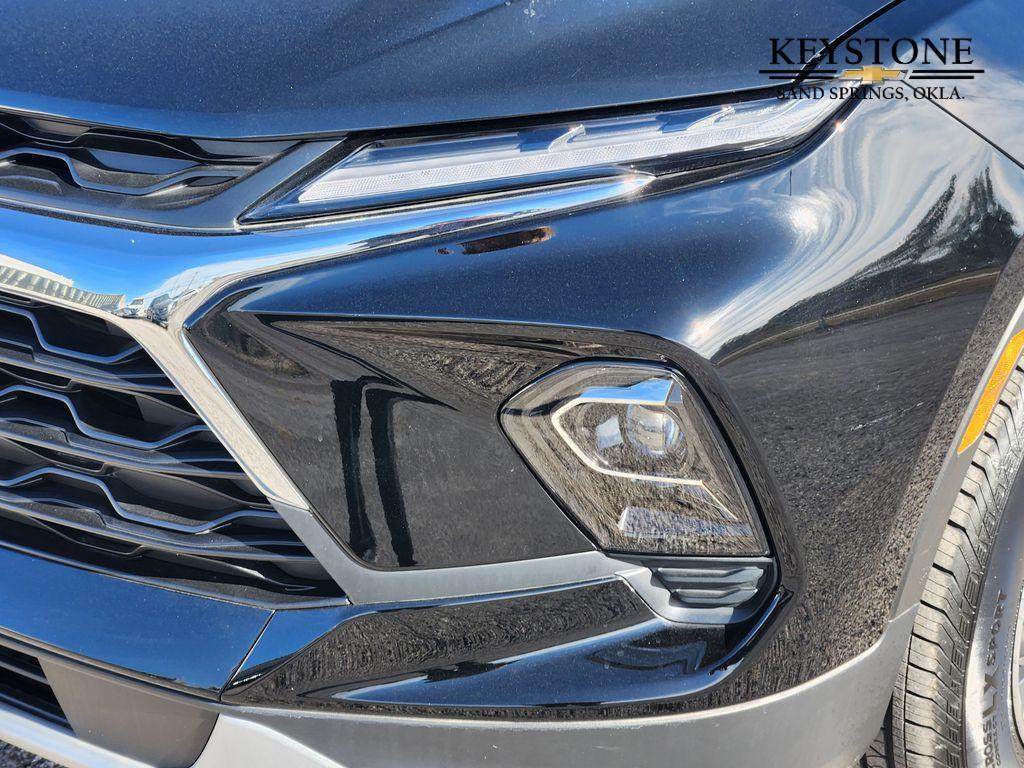 used 2025 Chevrolet Blazer car, priced at $34,131