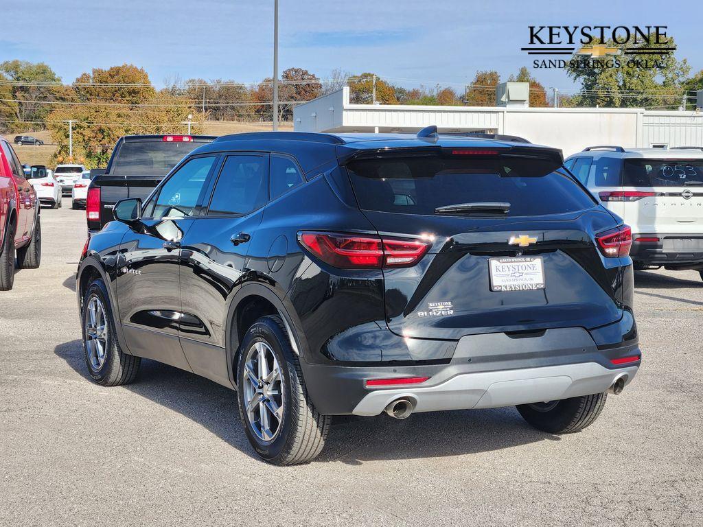 used 2025 Chevrolet Blazer car, priced at $34,131