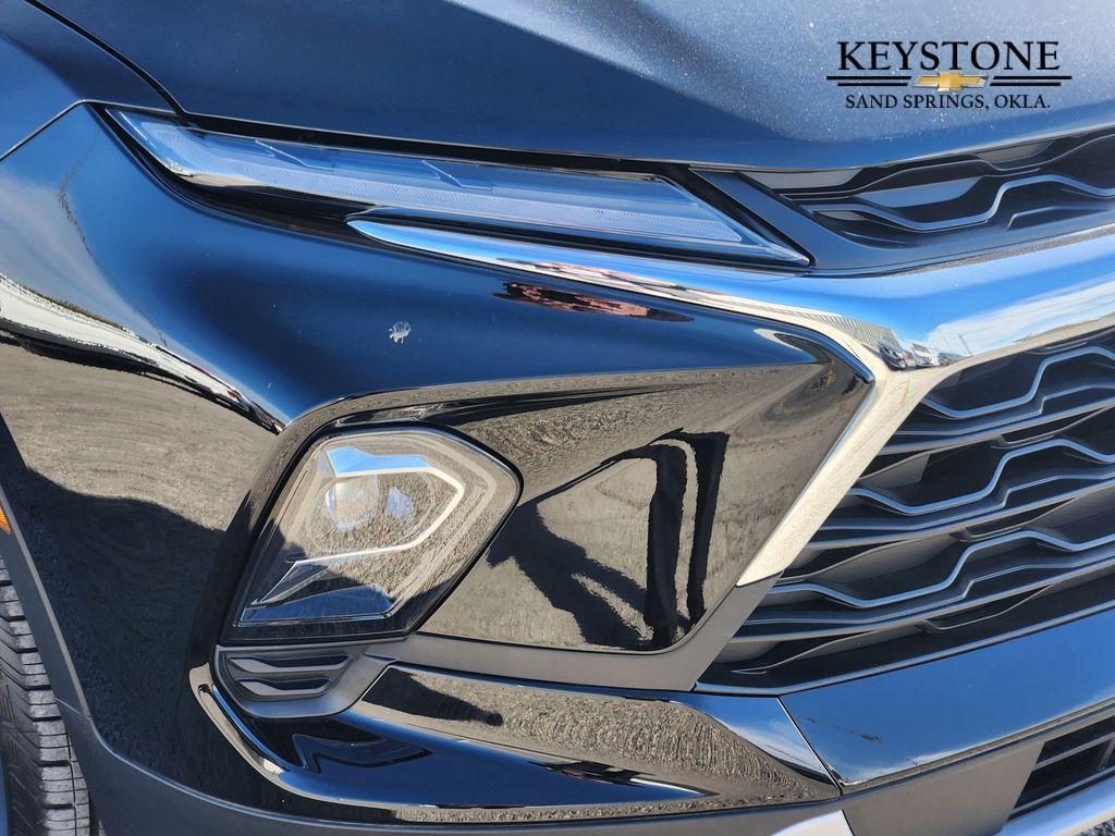 used 2025 Chevrolet Blazer car, priced at $34,131
