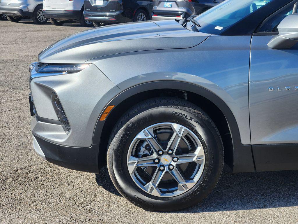 used 2025 Chevrolet Blazer car, priced at $30,900