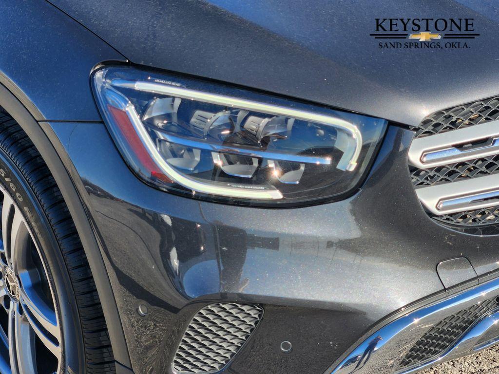 used 2022 Mercedes-Benz GLC 300 car