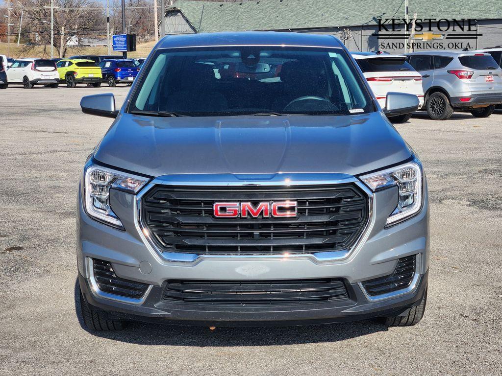 used 2024 GMC Terrain car, priced at $25,000