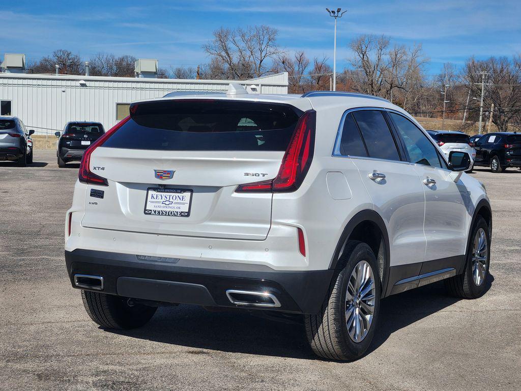 used 2024 Cadillac XT4 car, priced at $27,400