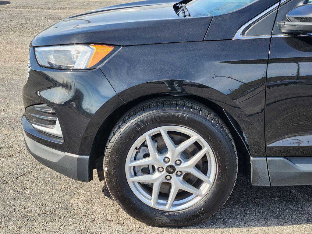 used 2024 Ford Edge car, priced at $25,688