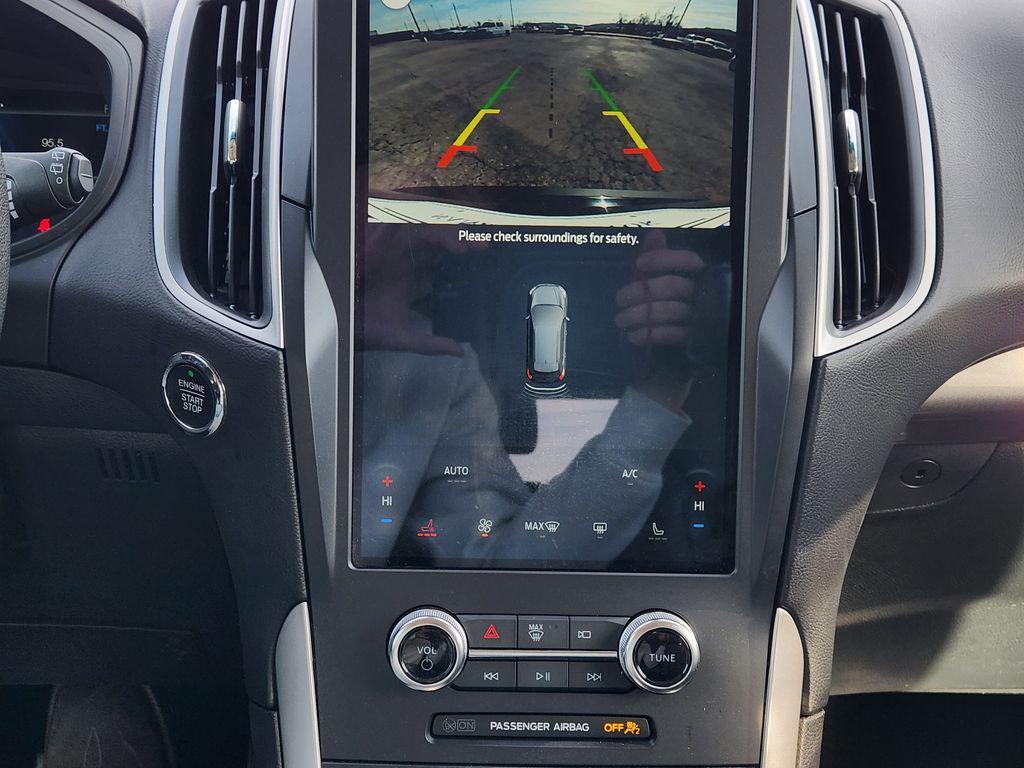 used 2024 Ford Edge car, priced at $25,688