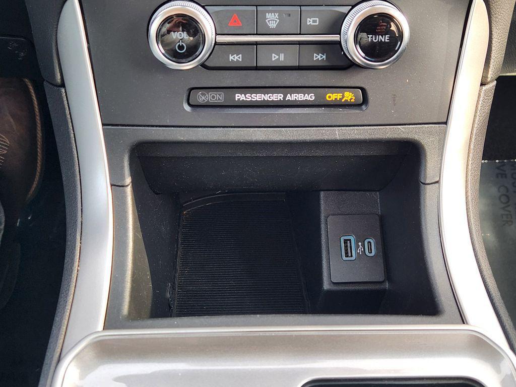 used 2024 Ford Edge car, priced at $25,688