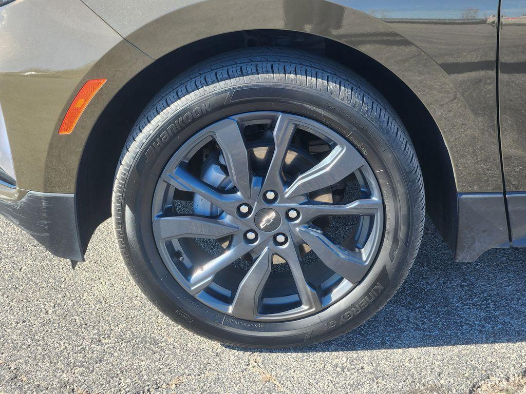 used 2024 Chevrolet Equinox car, priced at $26,250