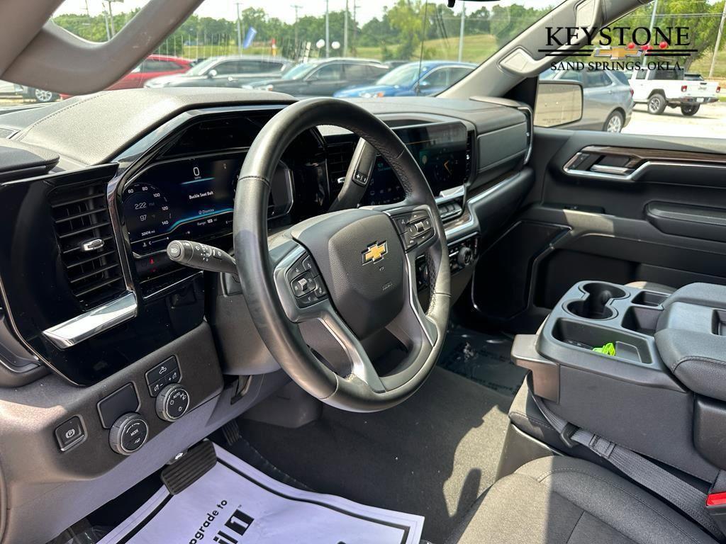 used 2024 Chevrolet Silverado 1500 car, priced at $35,800