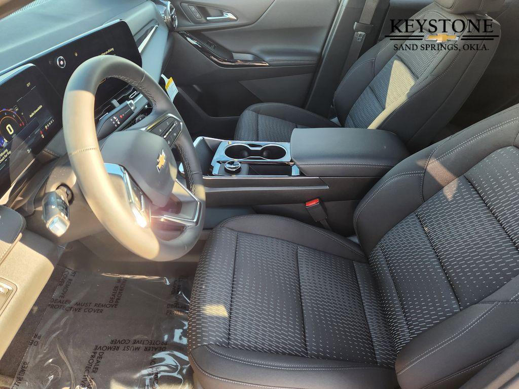 new 2026 Chevrolet Equinox car, priced at $32,585