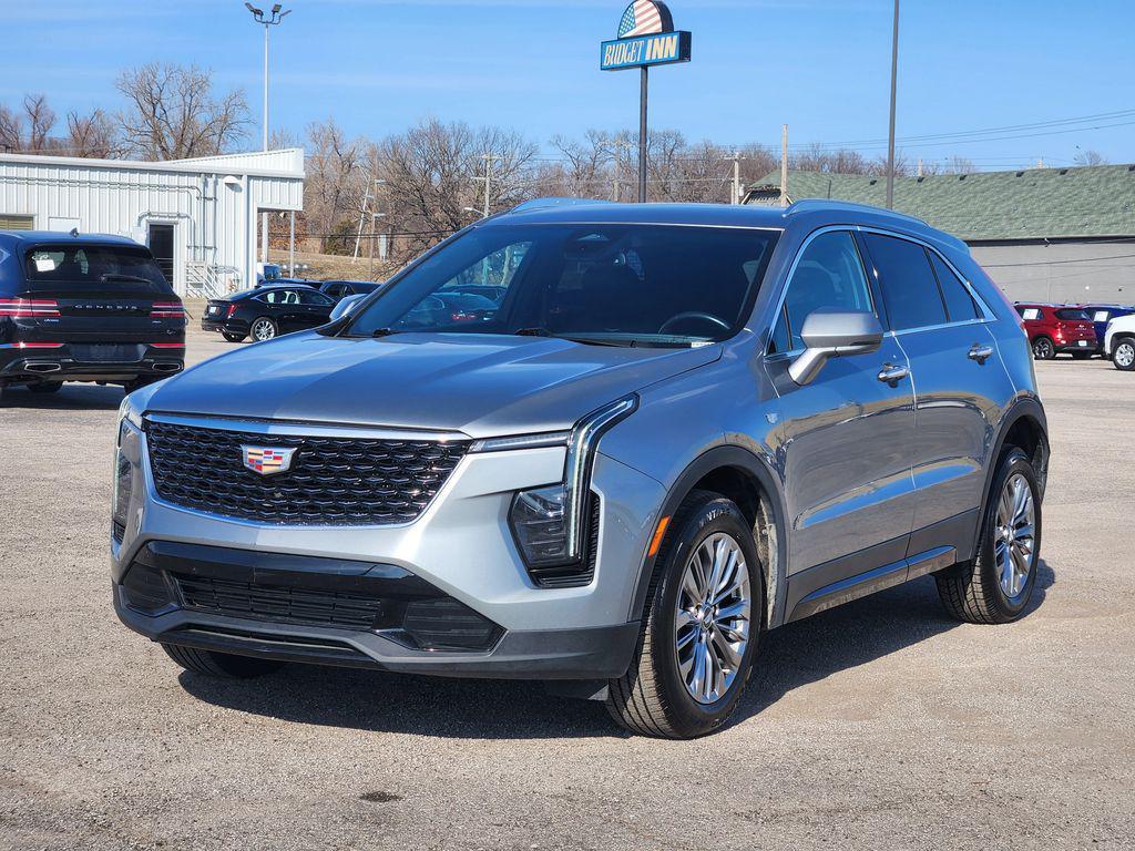 used 2024 Cadillac XT4 car, priced at $27,300