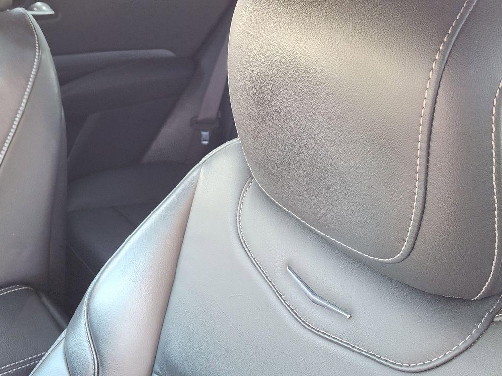 used 2024 Cadillac XT4 car, priced at $27,300