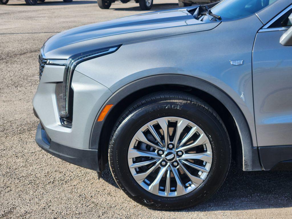 used 2024 Cadillac XT4 car, priced at $27,300