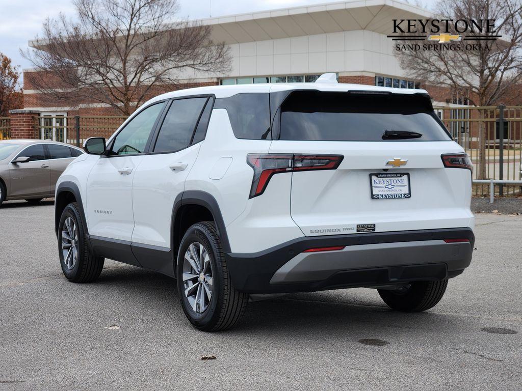 new 2026 Chevrolet Equinox car, priced at $31,995