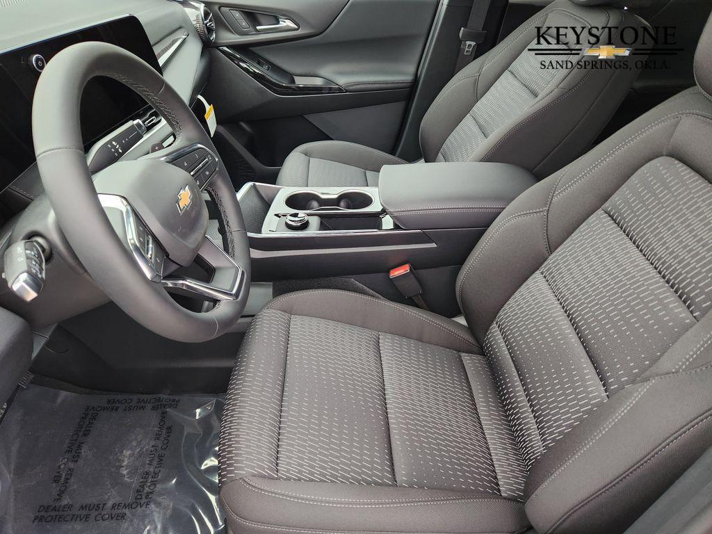 new 2026 Chevrolet Equinox car, priced at $31,995