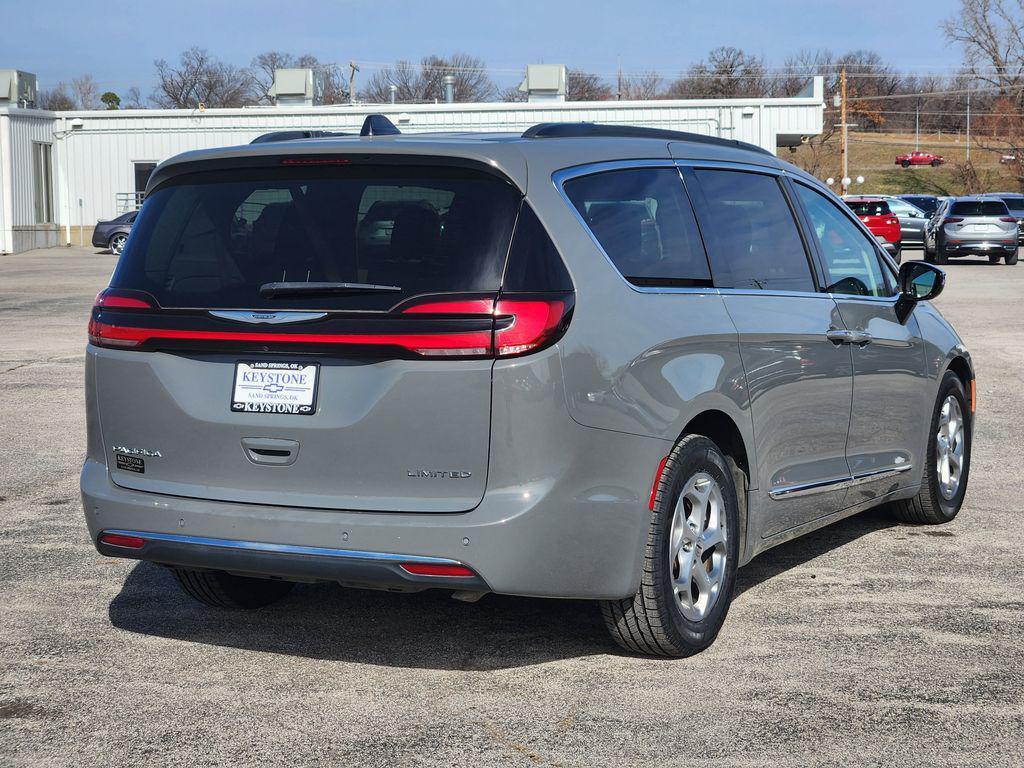 used 2023 Chrysler Pacifica car, priced at $28,891