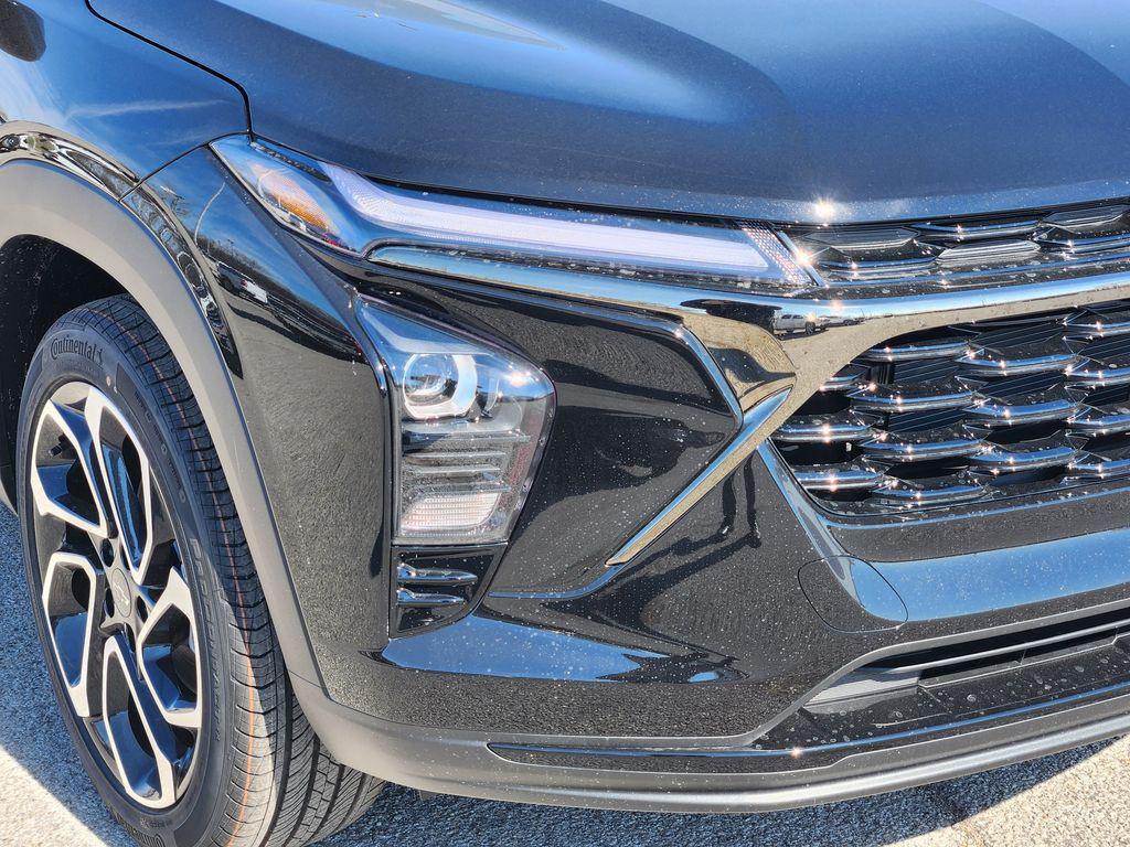 new 2026 Chevrolet Trax car, priced at $27,590