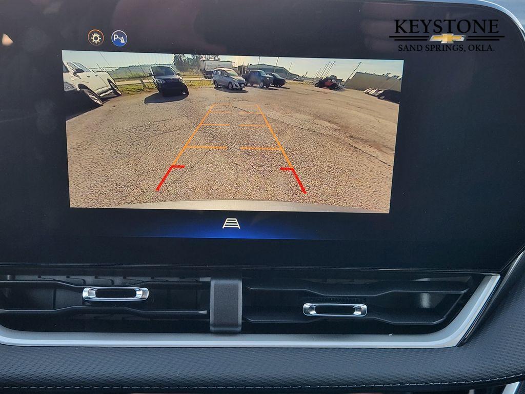 new 2026 Chevrolet Equinox car, priced at $32,045