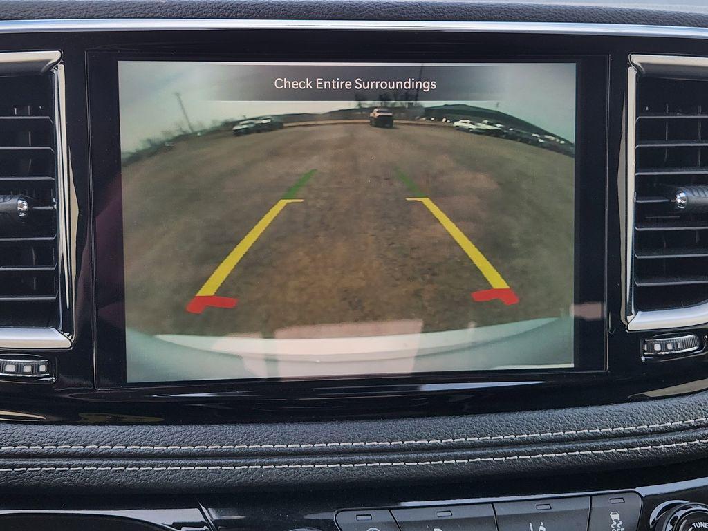 used 2023 Chrysler Pacifica car, priced at $28,400