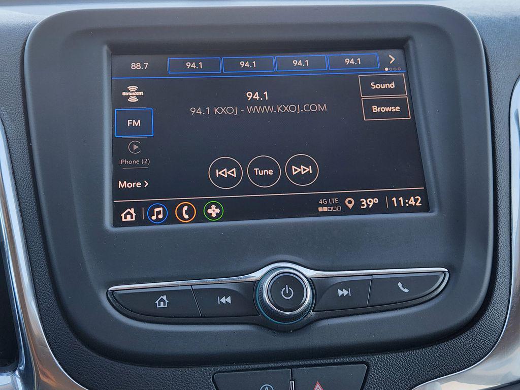 used 2023 Chevrolet Equinox car, priced at $21,800