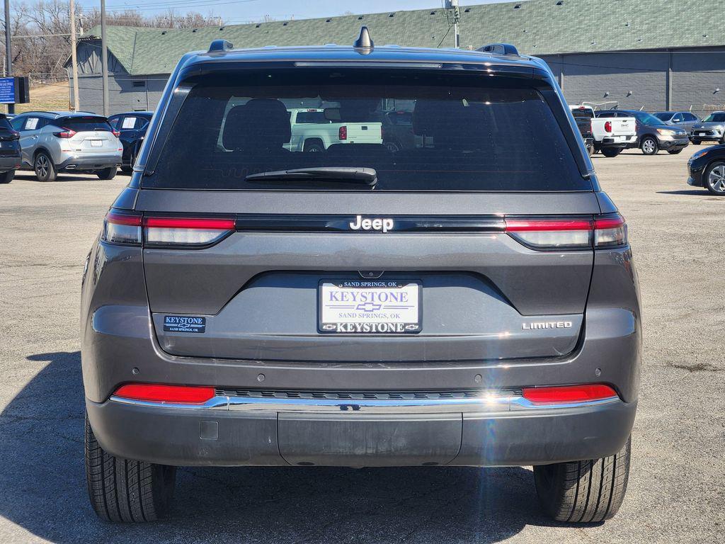 used 2024 Jeep Grand Cherokee car, priced at $27,500