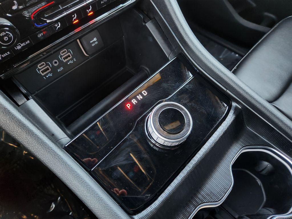 used 2024 Jeep Grand Cherokee car, priced at $27,500